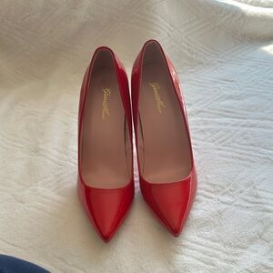 Genshuo Classic Red Heels